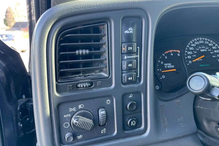 Blå GMC Sierra fra 2006