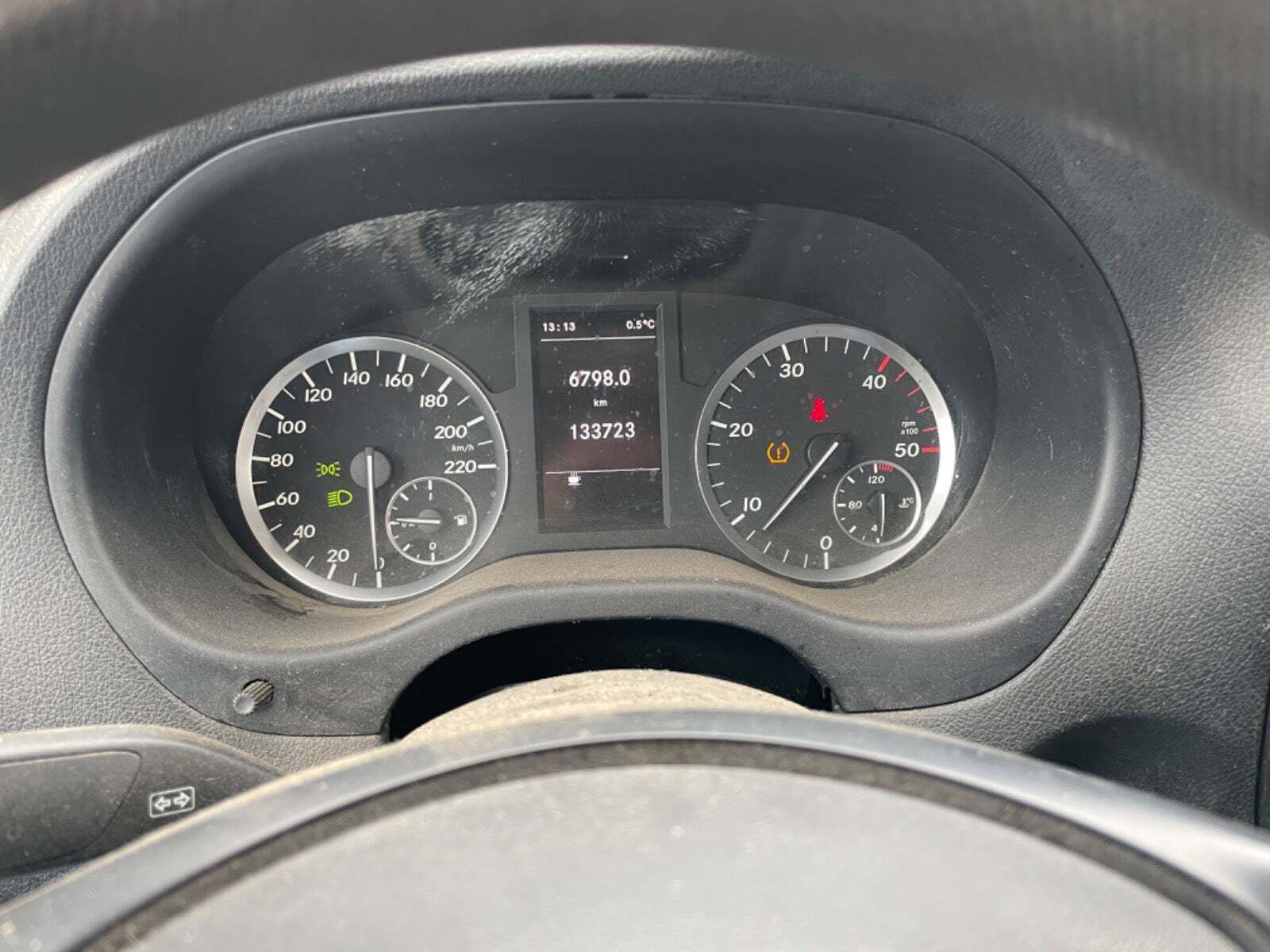 Hvid Mercedes Vito 114 fra 2016