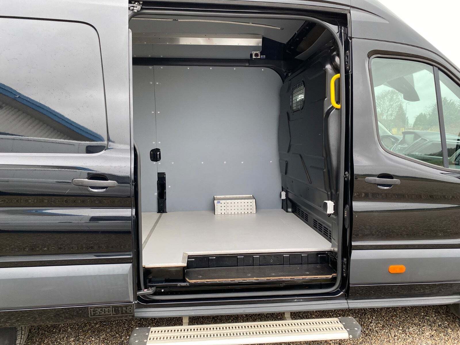 Ford Transit 350 L4 Van 2,0 TDCi 170 Trend H3 RWD