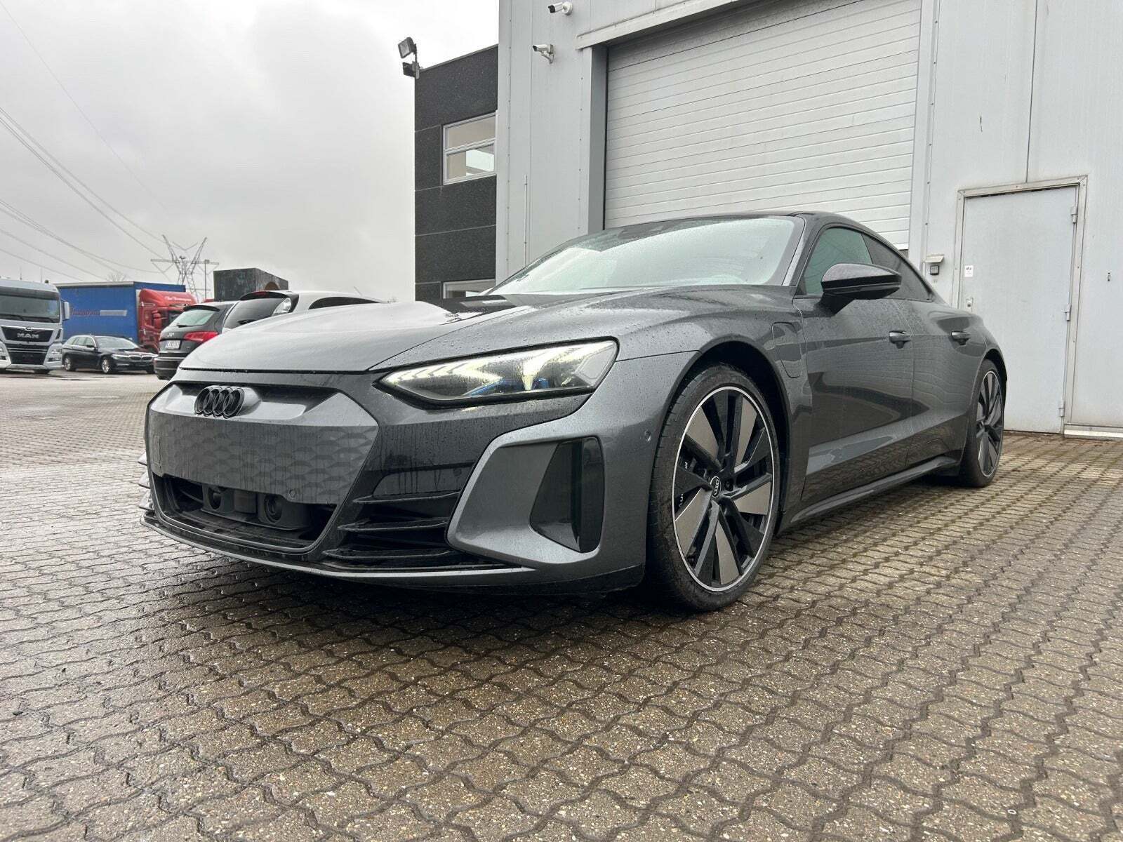 Audi e-tron GT quattro