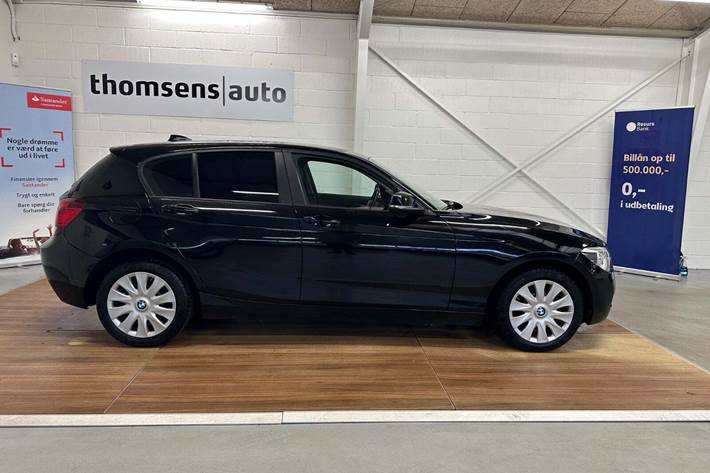 Sort BMW 118d fra 2015