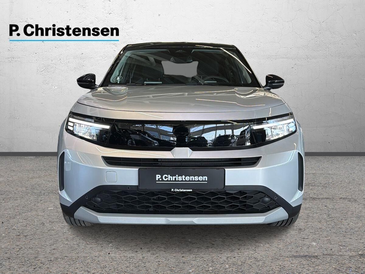 Grå Opel Frontera fra 2025