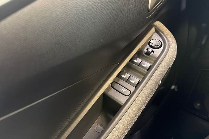 Grå Opel Frontera fra 2025