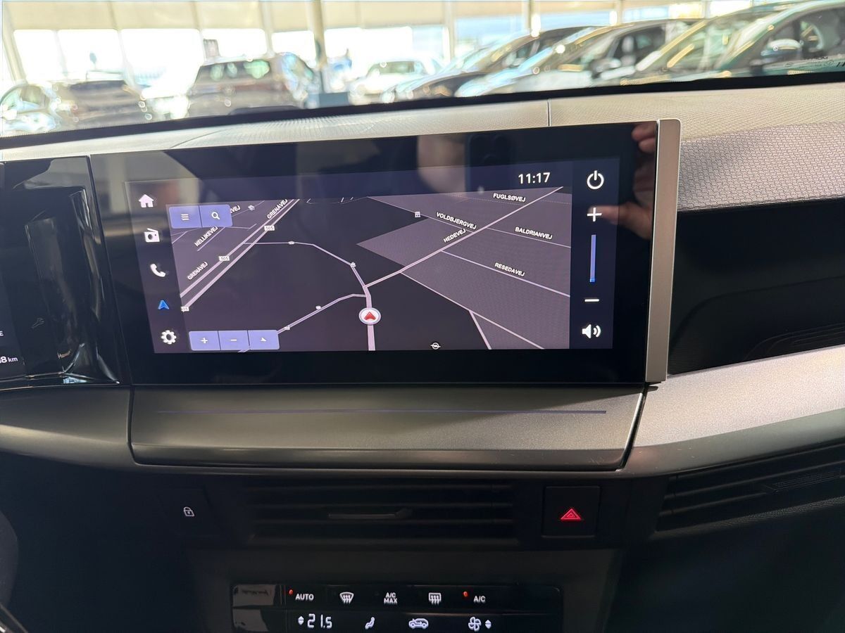 Grå Opel Frontera fra 2025