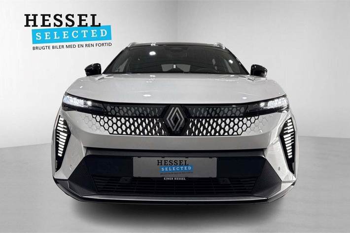 Hvid Renault Scenic E-Tech fra 2025