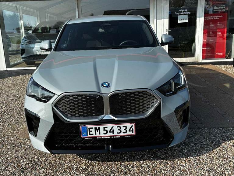 BMW iX2 eDrive20 M-Sport