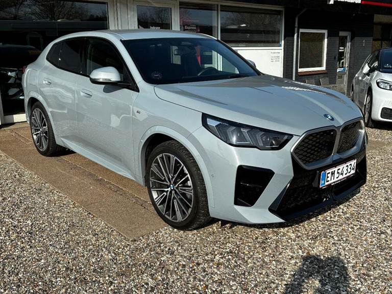 BMW iX2 eDrive20 M-Sport