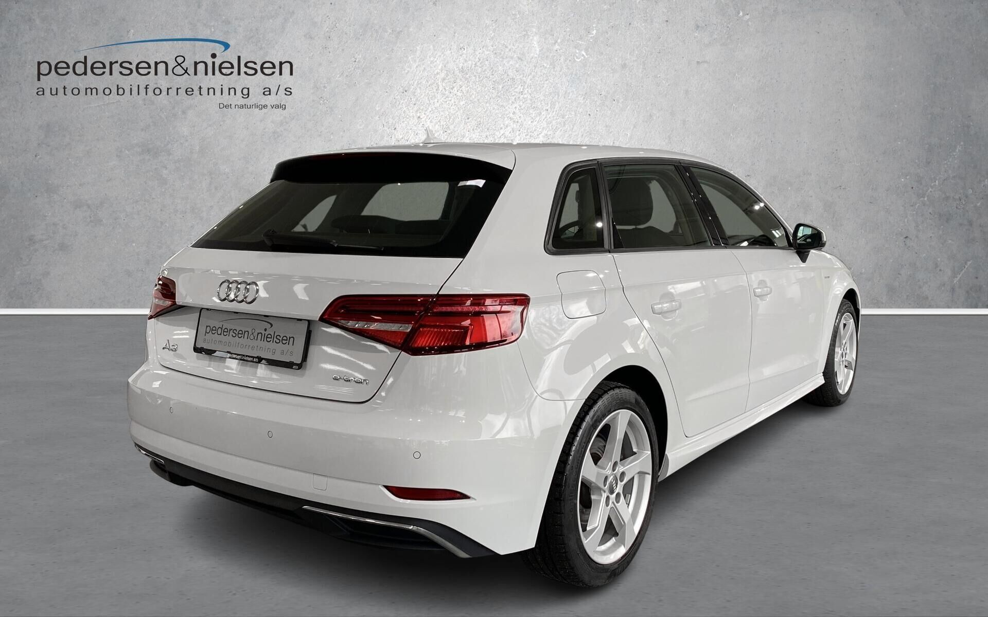 Audi A3 1,4 Sportback E-tron  Plugin-hybrid S Tronic 204HK 5d 6g Aut.