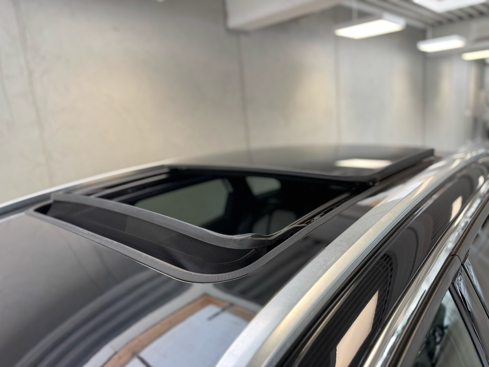 Peugeot 3008 1,6 PureTech  Plugin-hybrid GT Premium AWD EAT8 300HK 5d 8g Aut.