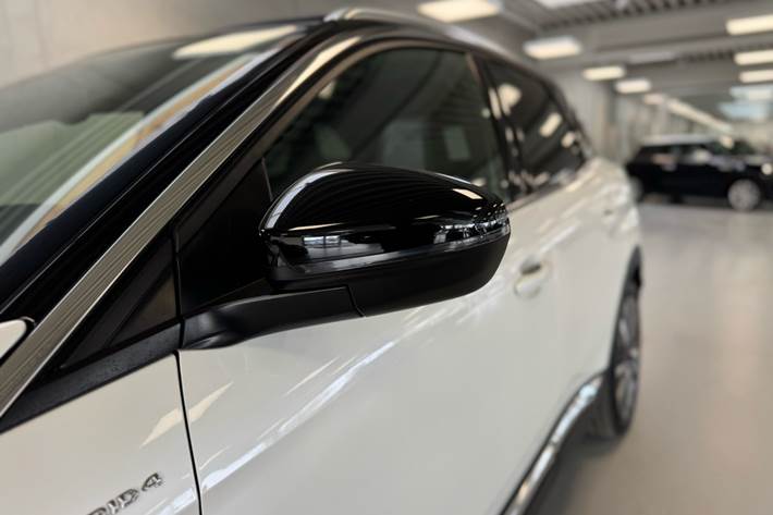 Hvid Peugeot 3008 fra 2020