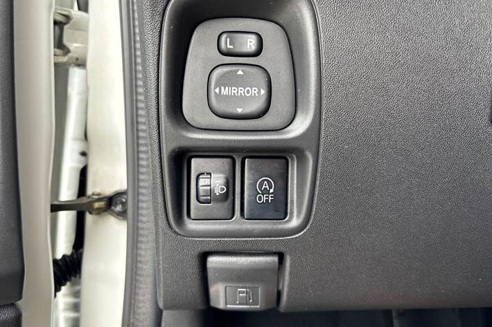 Hvid Toyota Aygo fra 2014