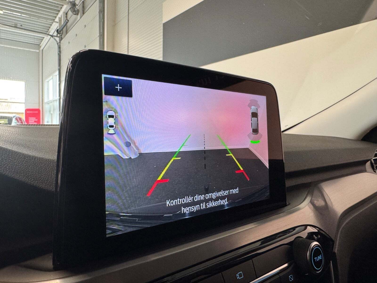 Sort Ford Kuga fra 2022