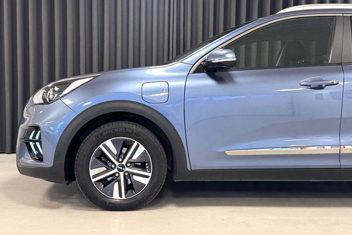 Blå Kia Niro fra 2022