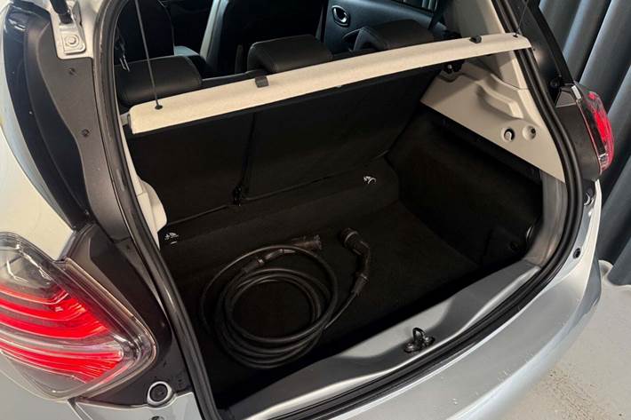 Sølv Renault Zoe fra 2020