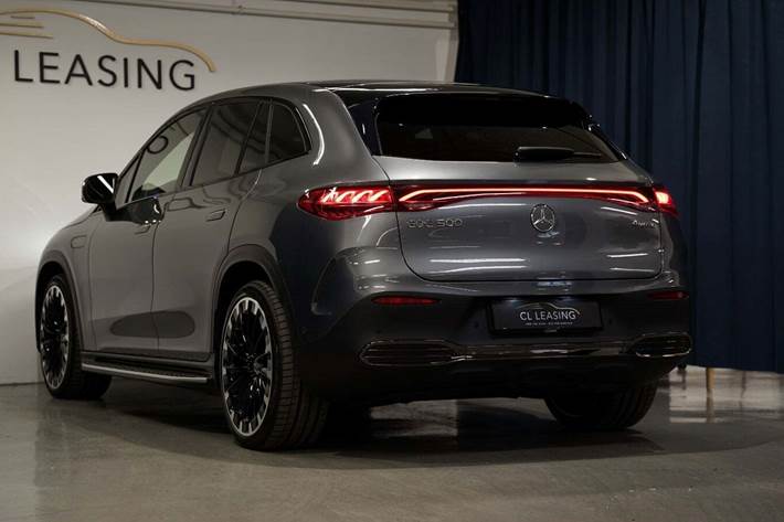 Grå Mercedes EQE500 SUV fra 2024