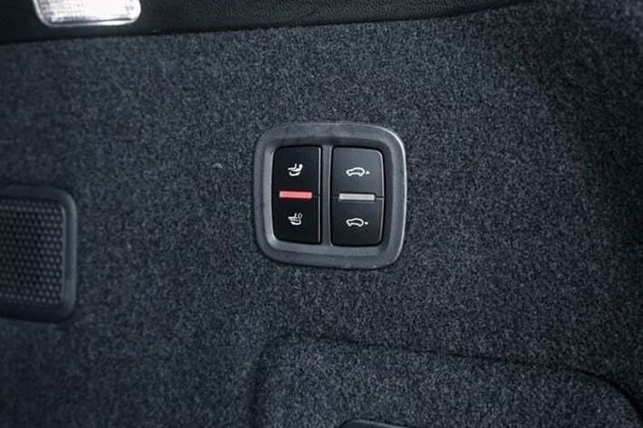 Blå Porsche Cayenne fra 2019