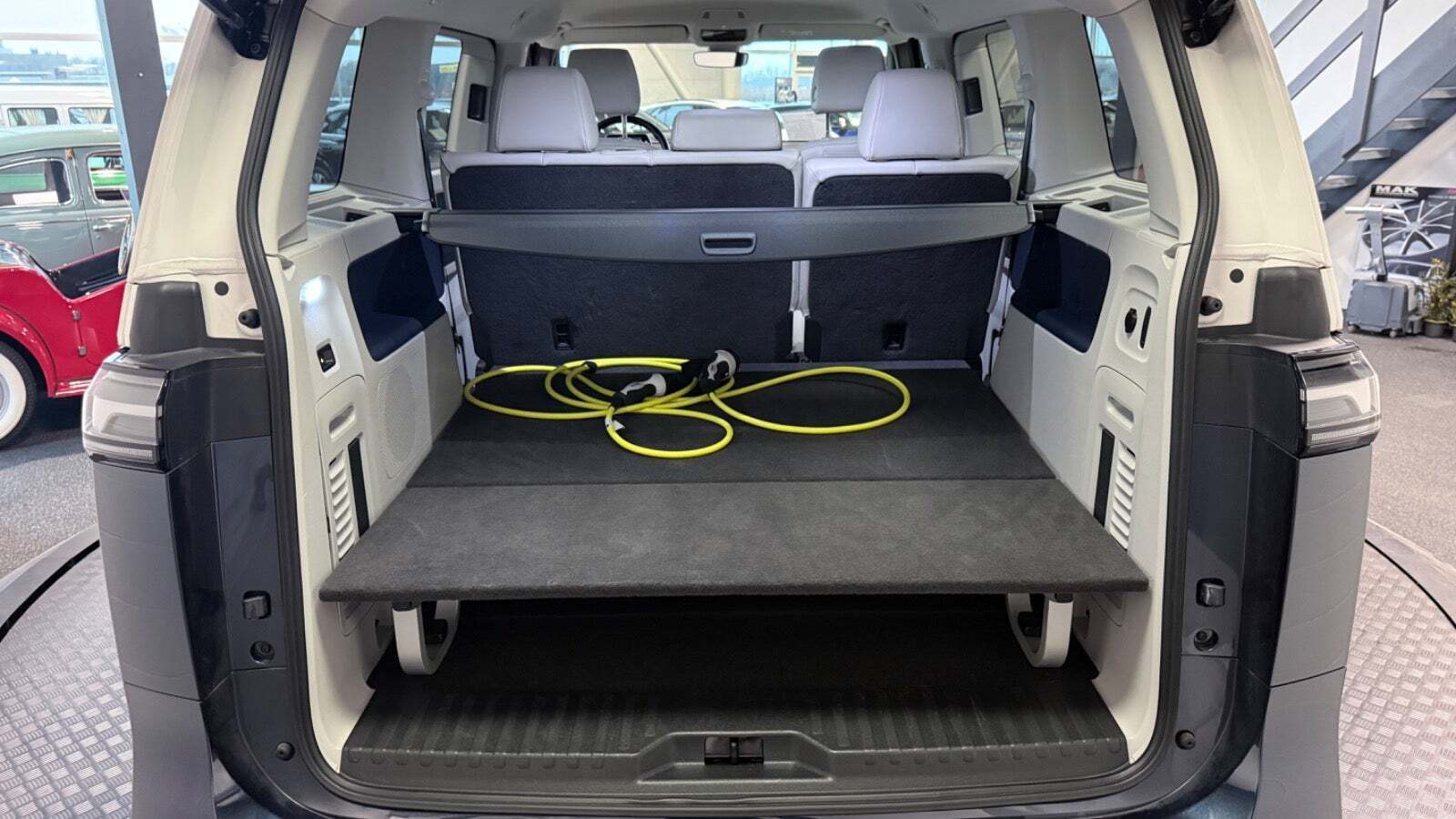 Blå VW ID.Buzz fra 2023