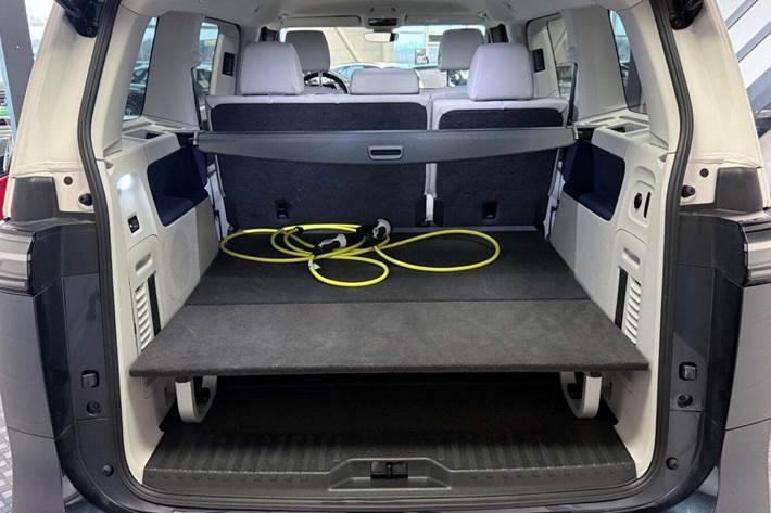 Blå VW ID.Buzz fra 2023