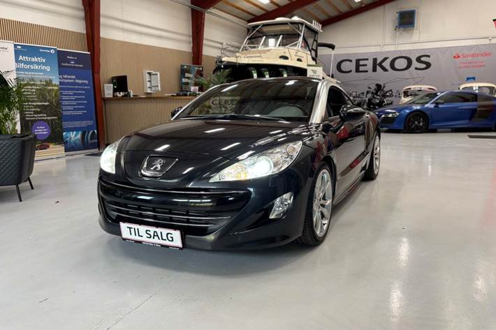 Sort Peugeot RCZ fra 2010