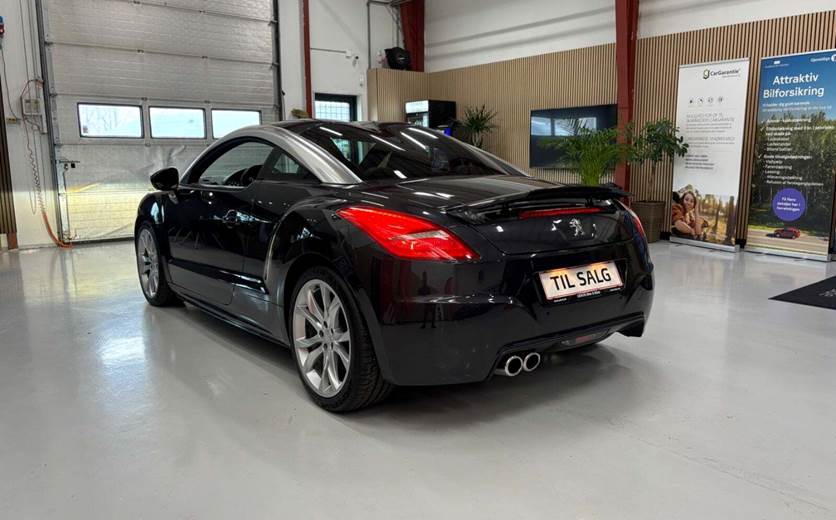 Peugeot RCZ