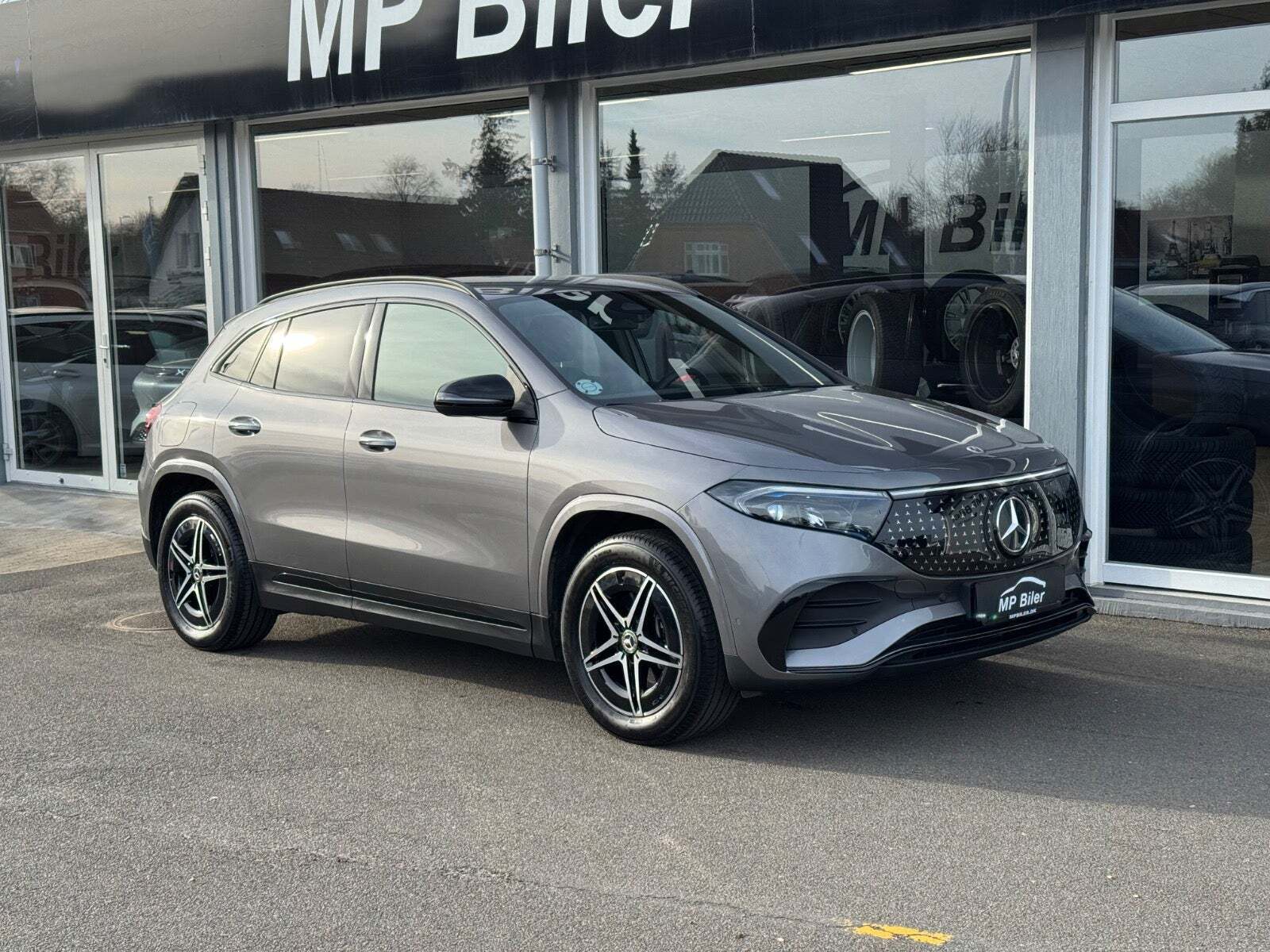 Mercedes EQA300 AMG Line 4Matic