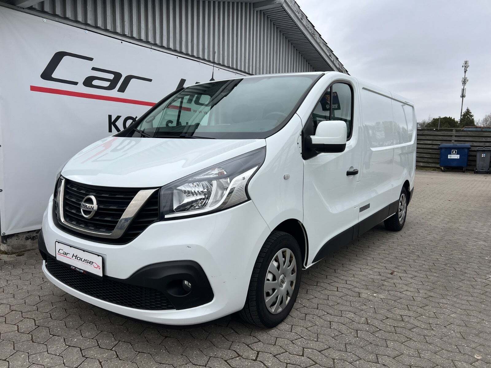 Nissan NV300 2,0 dCi 170 L2H1 Working Star DCT