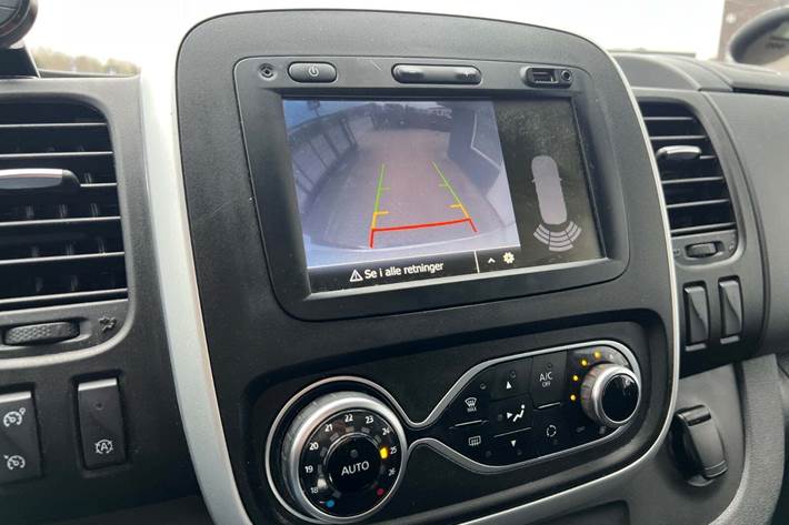 Hvid Nissan NV300 fra 2019