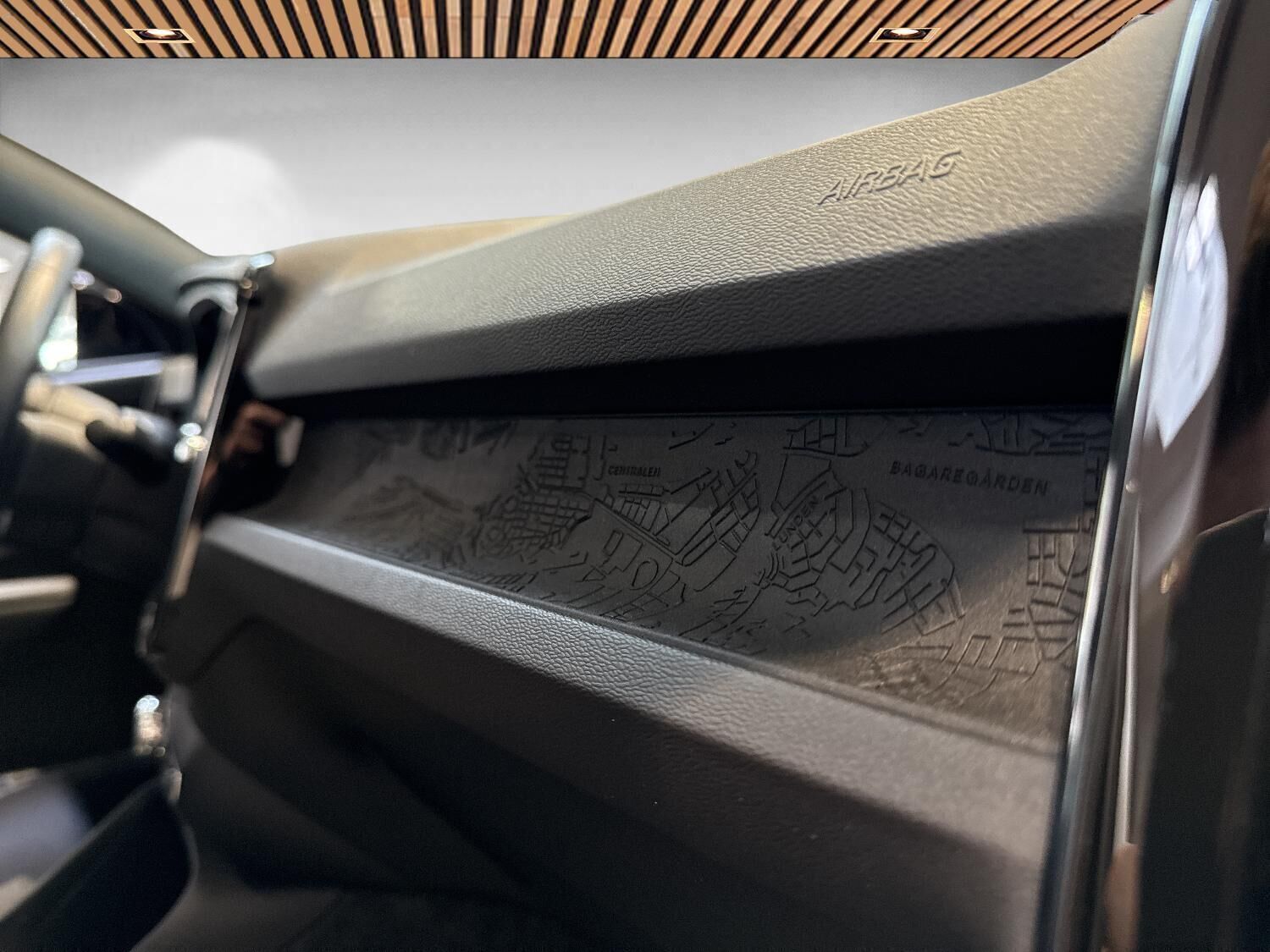 Blå Volvo EC40 fra 2025