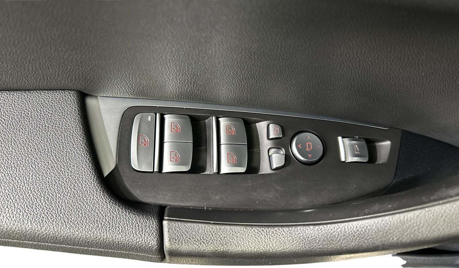 Blå BMW iX3 fra 2021