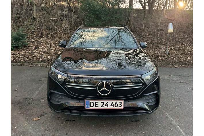 Sort Mercedes EQA250 fra 2021