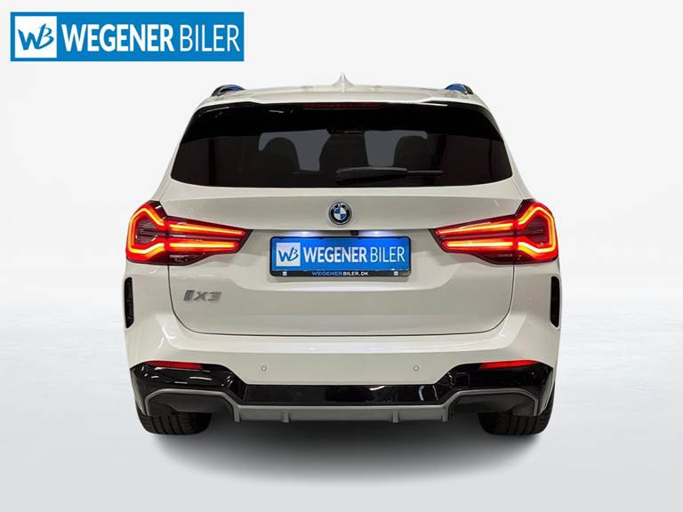 BMW iX3 Charged Plus M-Sport