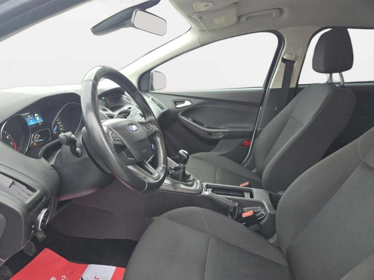 Ford Focus 1,0 SCTi 100 Titanium