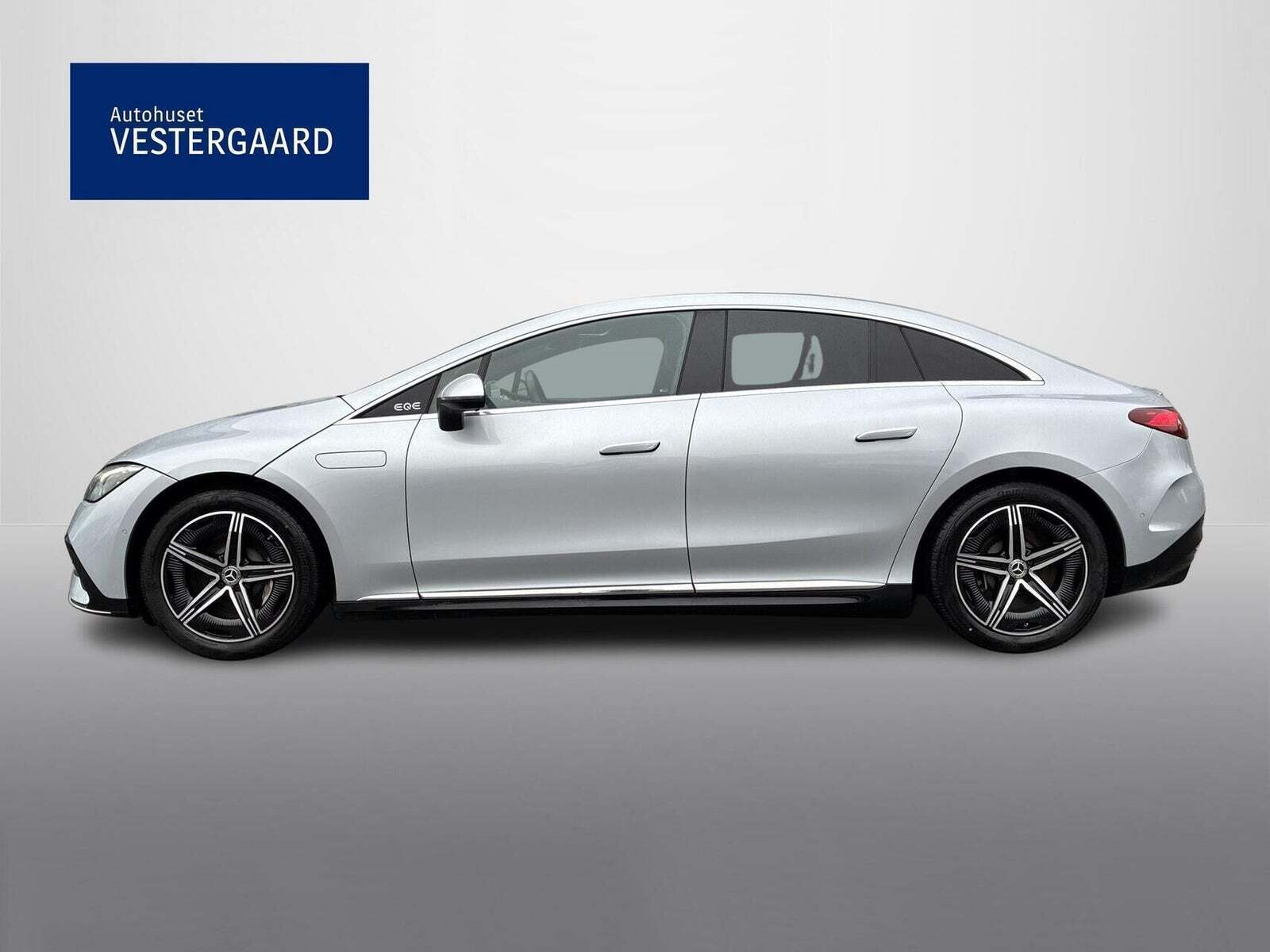 Mercedes EQE350+ AMG Line