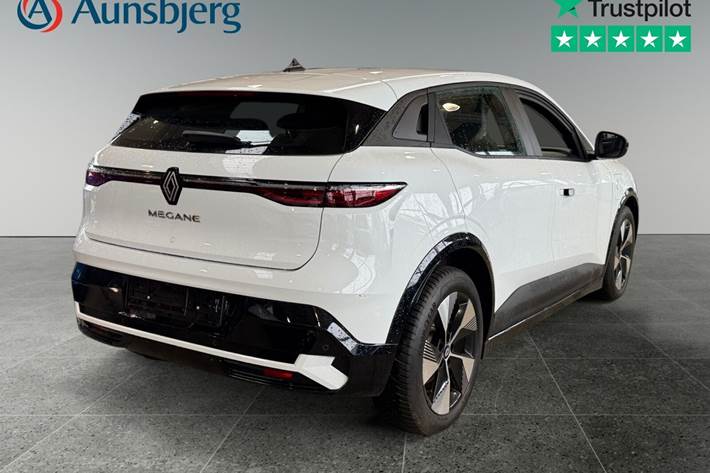 Hvid Renault Megane E-Tech fra 2022