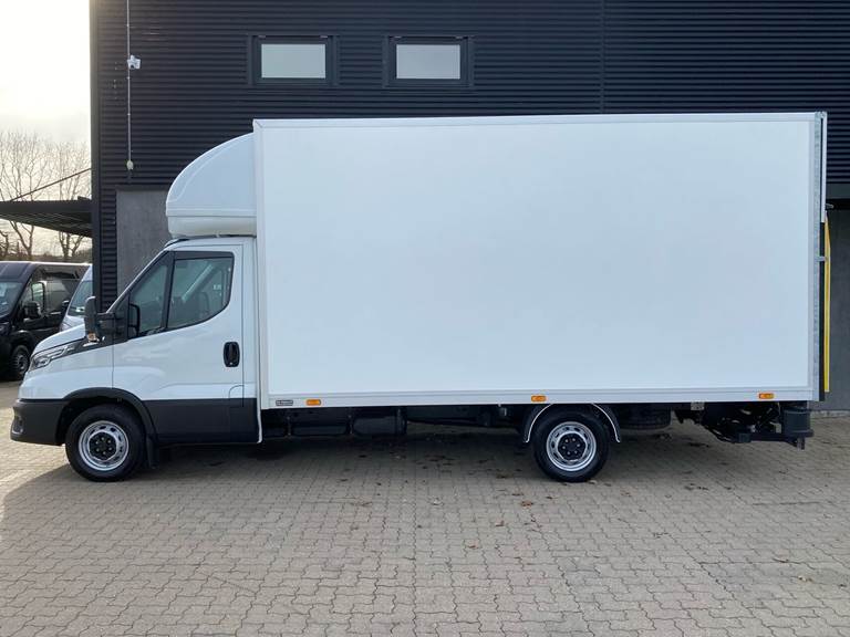 Iveco Daily 3,0 35S18 4200mm D 180HK Ladv./Chas. 8g Aut.