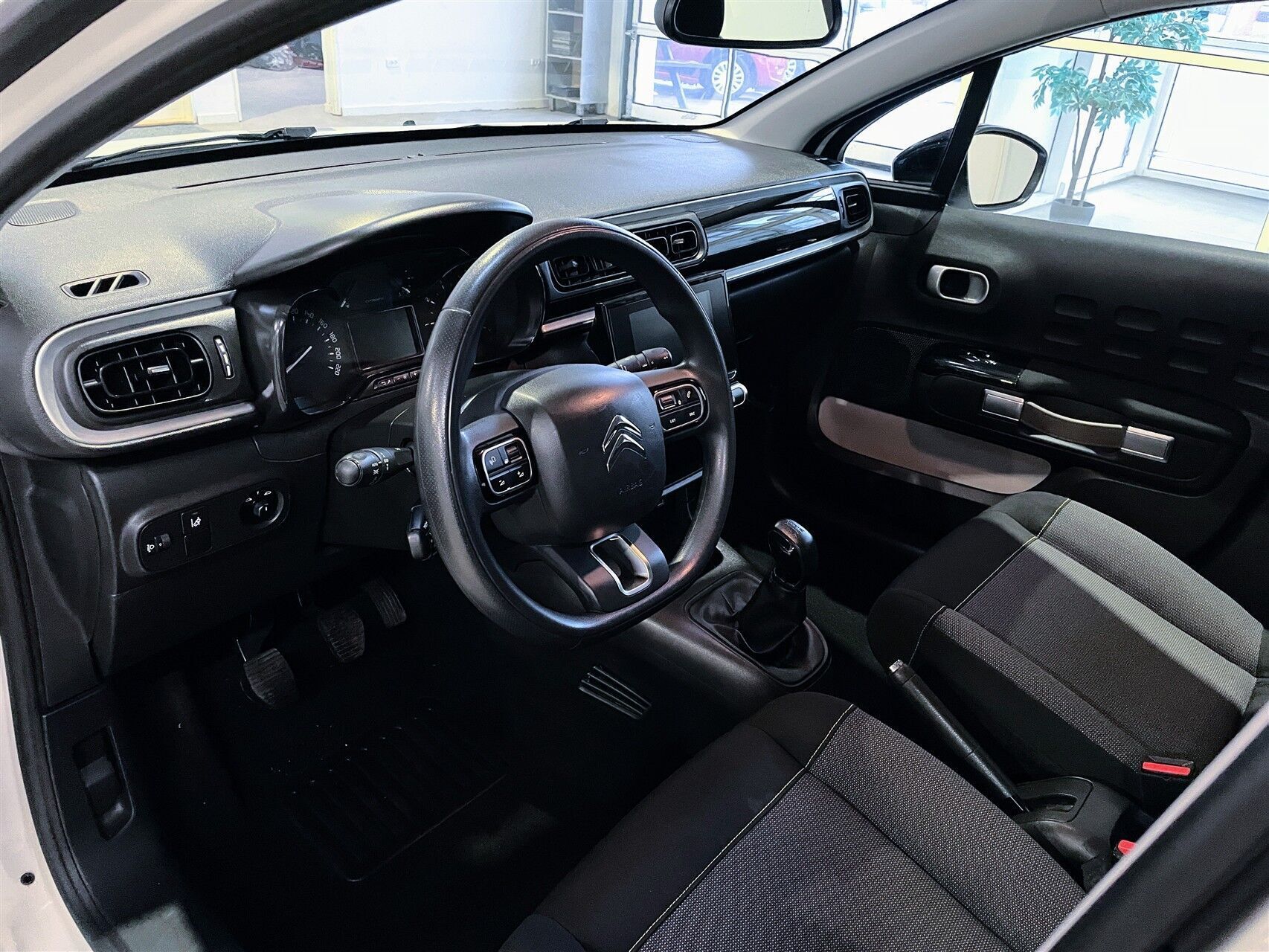 Hvid Citroën C3 fra 2017