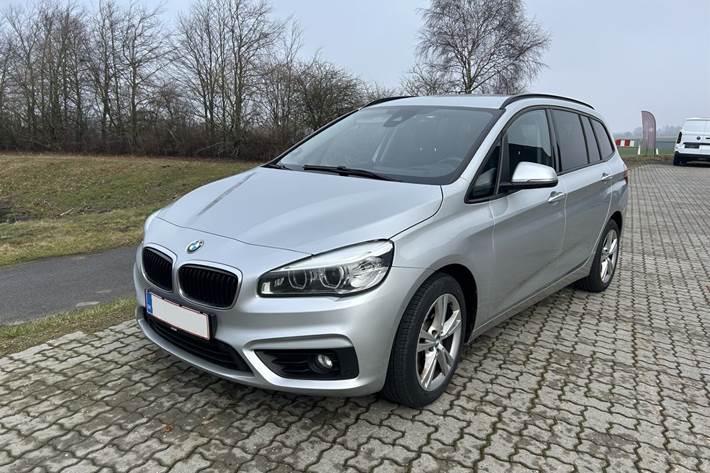 Sølv BMW 220d fra 2016