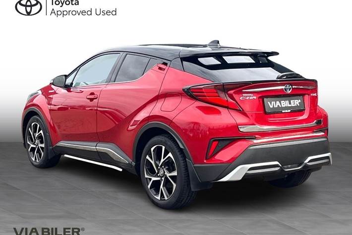 Rød Toyota C-HR fra 2020