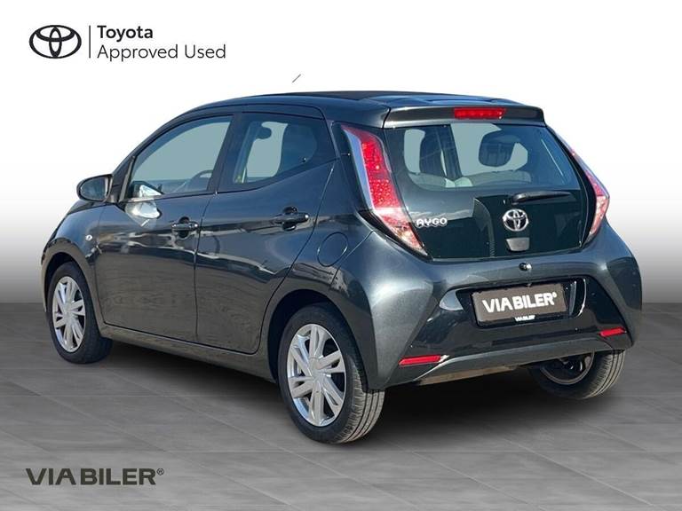 Toyota Aygo 1,0 VVT-I X-Sky 69HK 5d