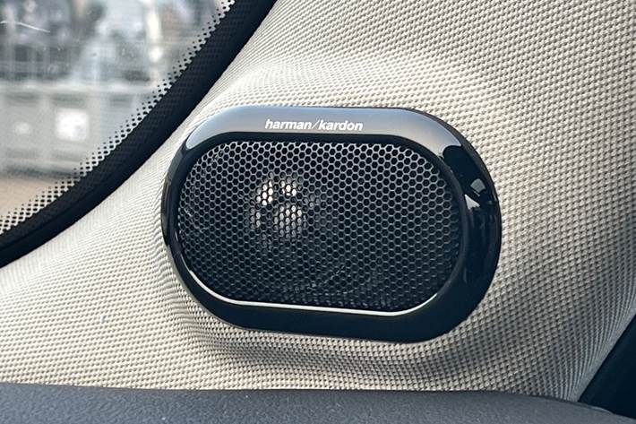 Grå Mini Cooper fra 2022