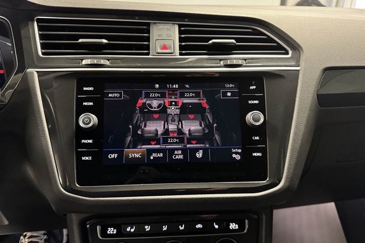 Sort VW Tiguan fra 2019