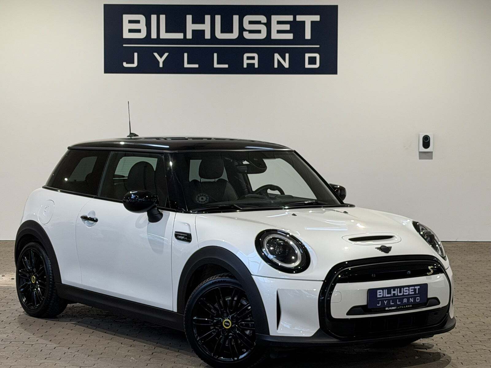 Mini Cooper SE Camden Edition