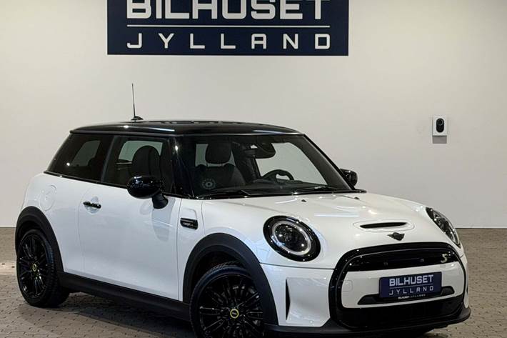 Hvid Mini Cooper SE fra 2023
