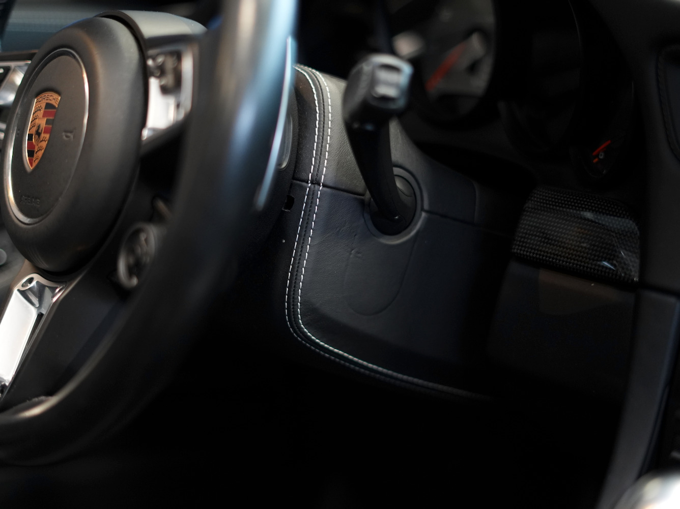 Blå Porsche 911 Targa 4S fra 2016