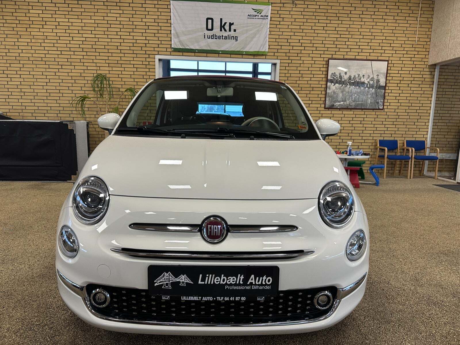 Hvid Fiat 500C fra 2020