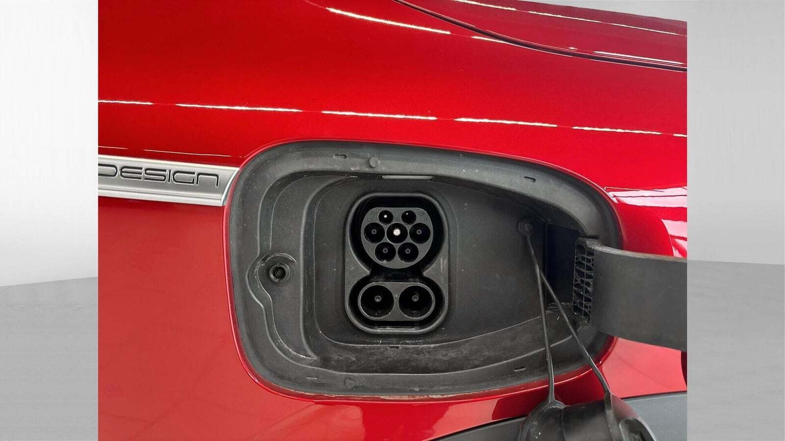 Rød BYD Atto 3 fra 2023