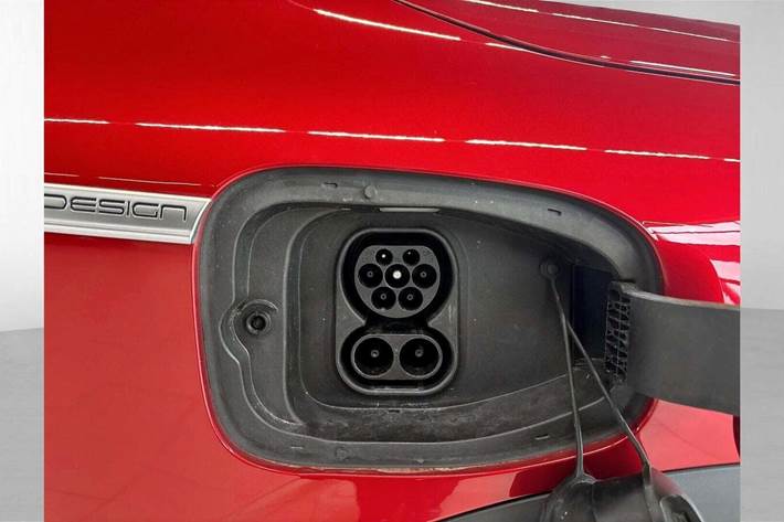 Rød BYD Atto 3 fra 2023