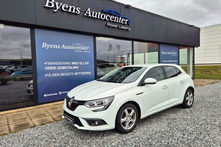 Hvid Renault Megane IV fra 2017