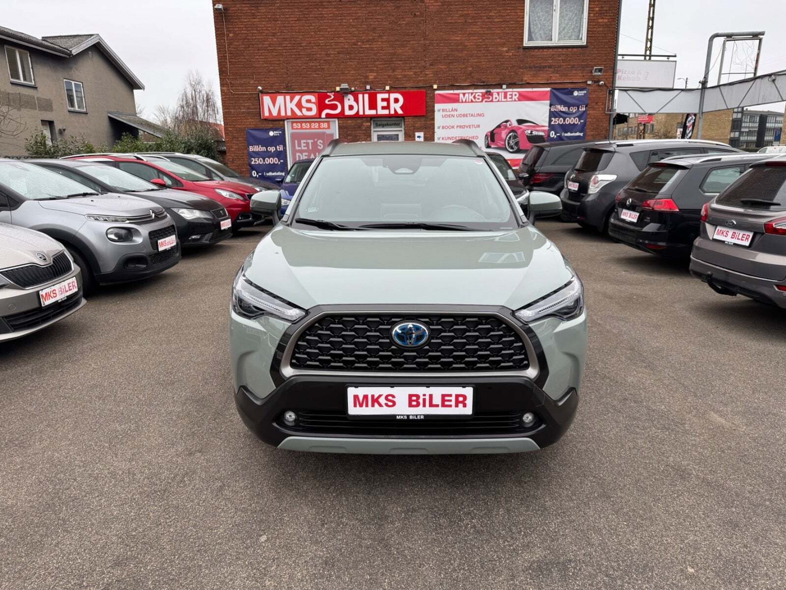 Toyota Corolla Cross 2,0 Hybrid Style Comfort CVT