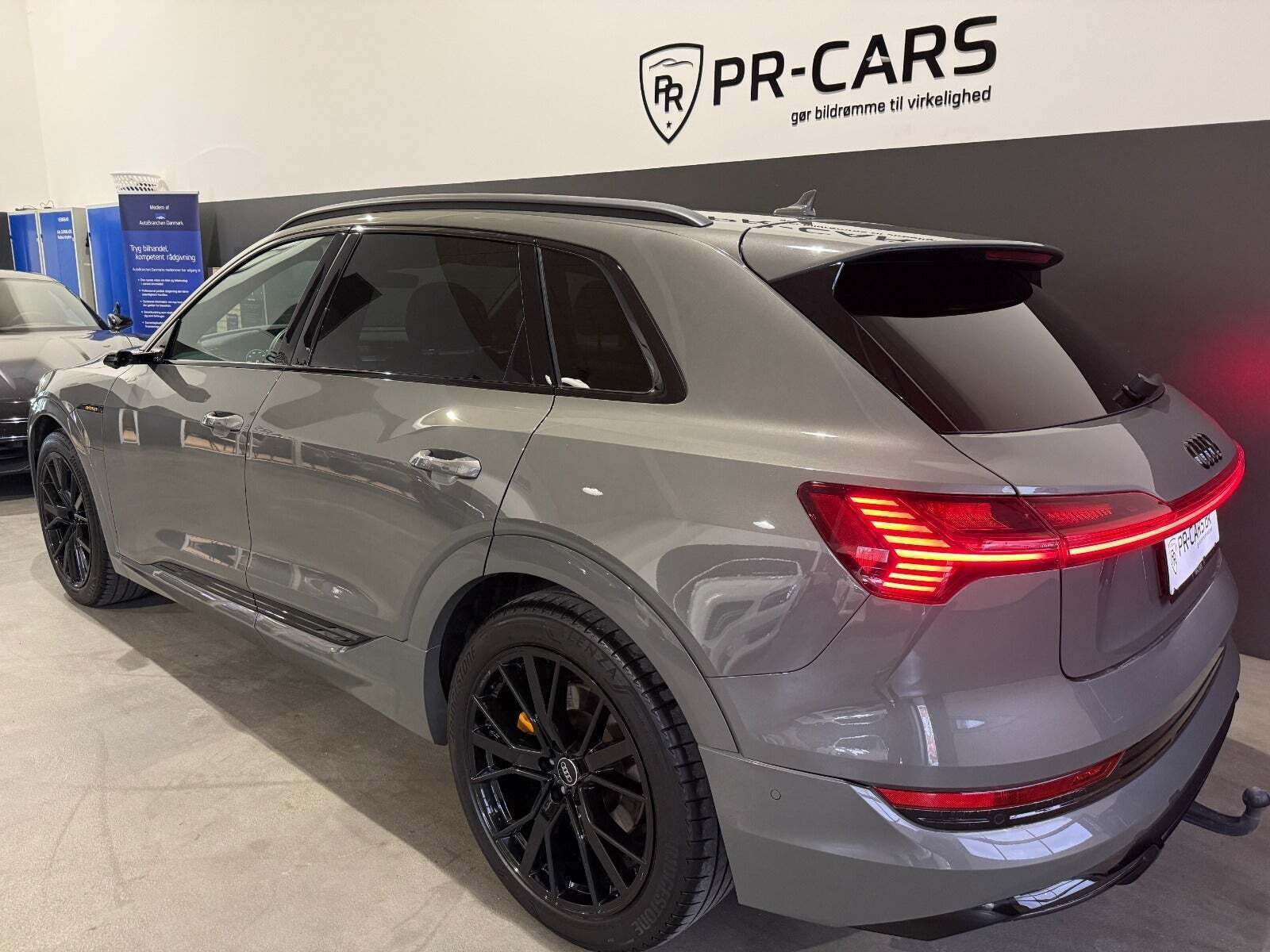 Audi e-tron 55 Black Edition S-line Sportback quattro